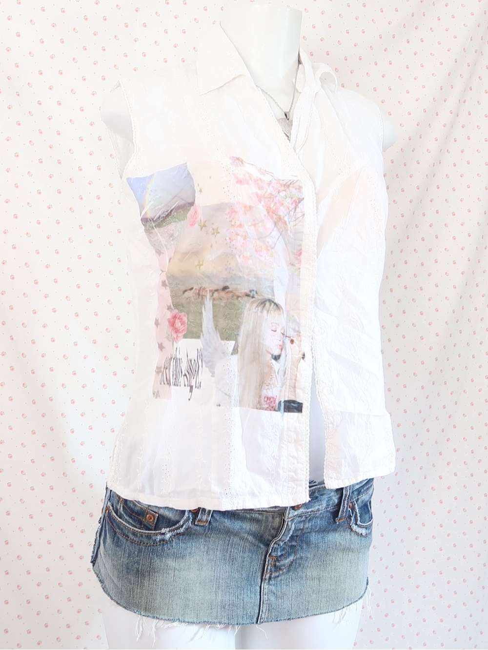 Saks Fifth Avenue White Sleeveless Collared Graphic Button-Front Top